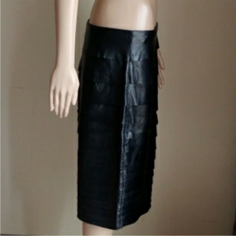 White House Black Market leather pencil skirt - Picture 3 of 12